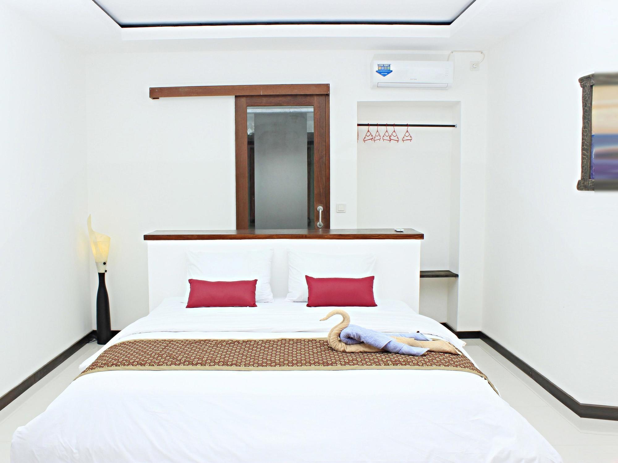 Hotel Zamburger Lombok - Previously Alam Mimpi Hotel Mangsit Exterior photo